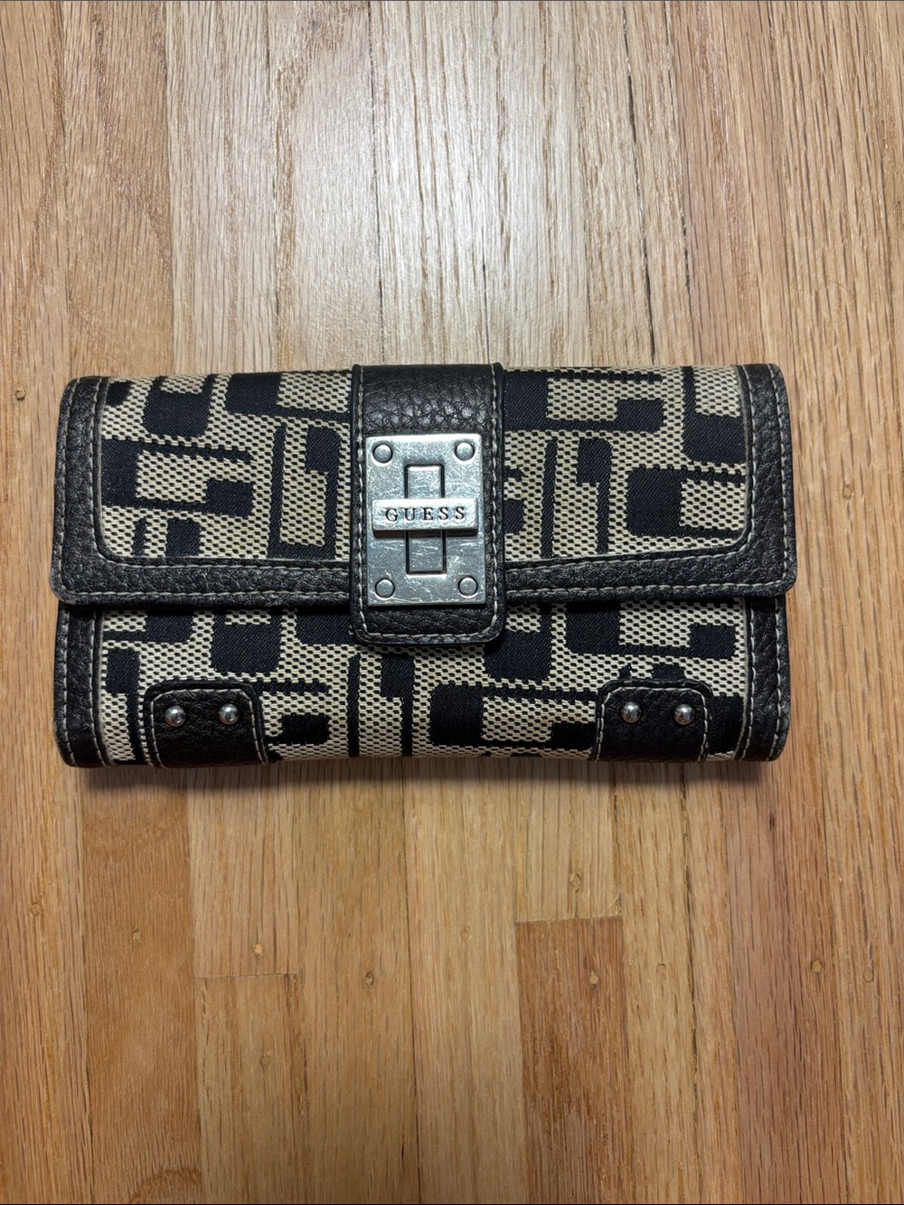 GUESS Black & Cream Wallet